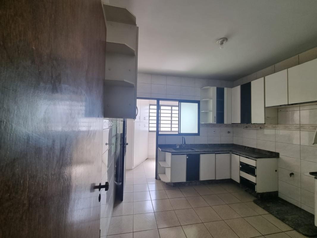 Cobertura, Jardim Riacho das Pedras, 4 Quartos, 2 Vagas, 1 Suíte