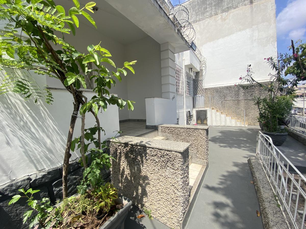 Casa, Carlos Prates, 4 Quartos, 0 Vaga, 1 Suíte