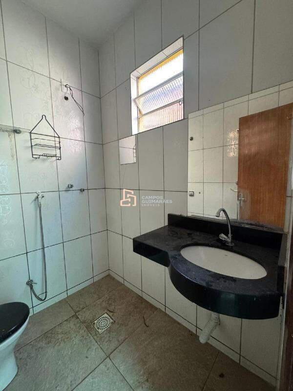 Casa, Milionários, 2 Quartos, 4 Vagas