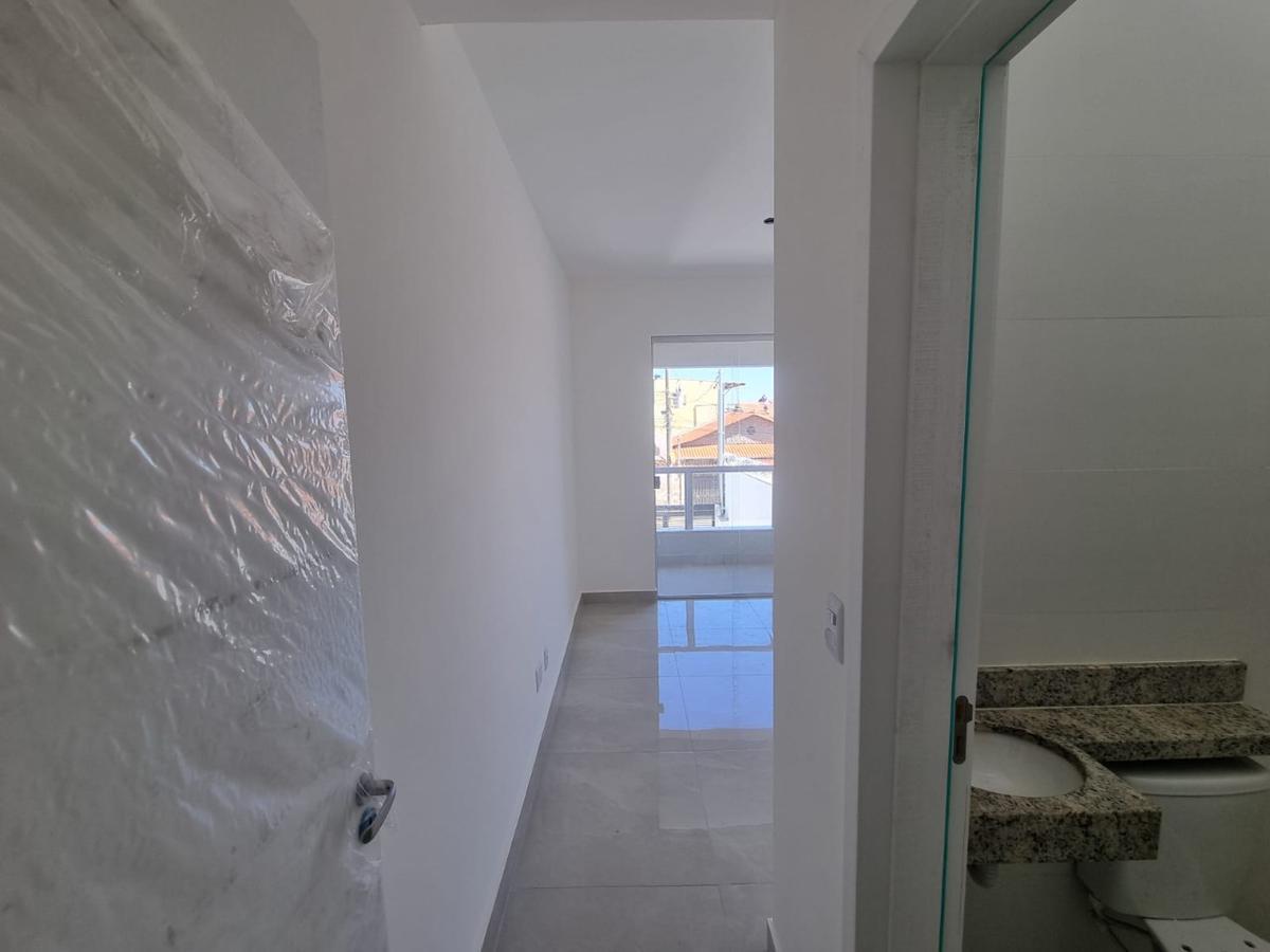 Casa, Floramar, 2 Quartos, 1 Vaga, 2 Suítes