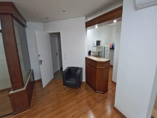 Sala, Funcionários, 0 Quarto, 1 Vaga