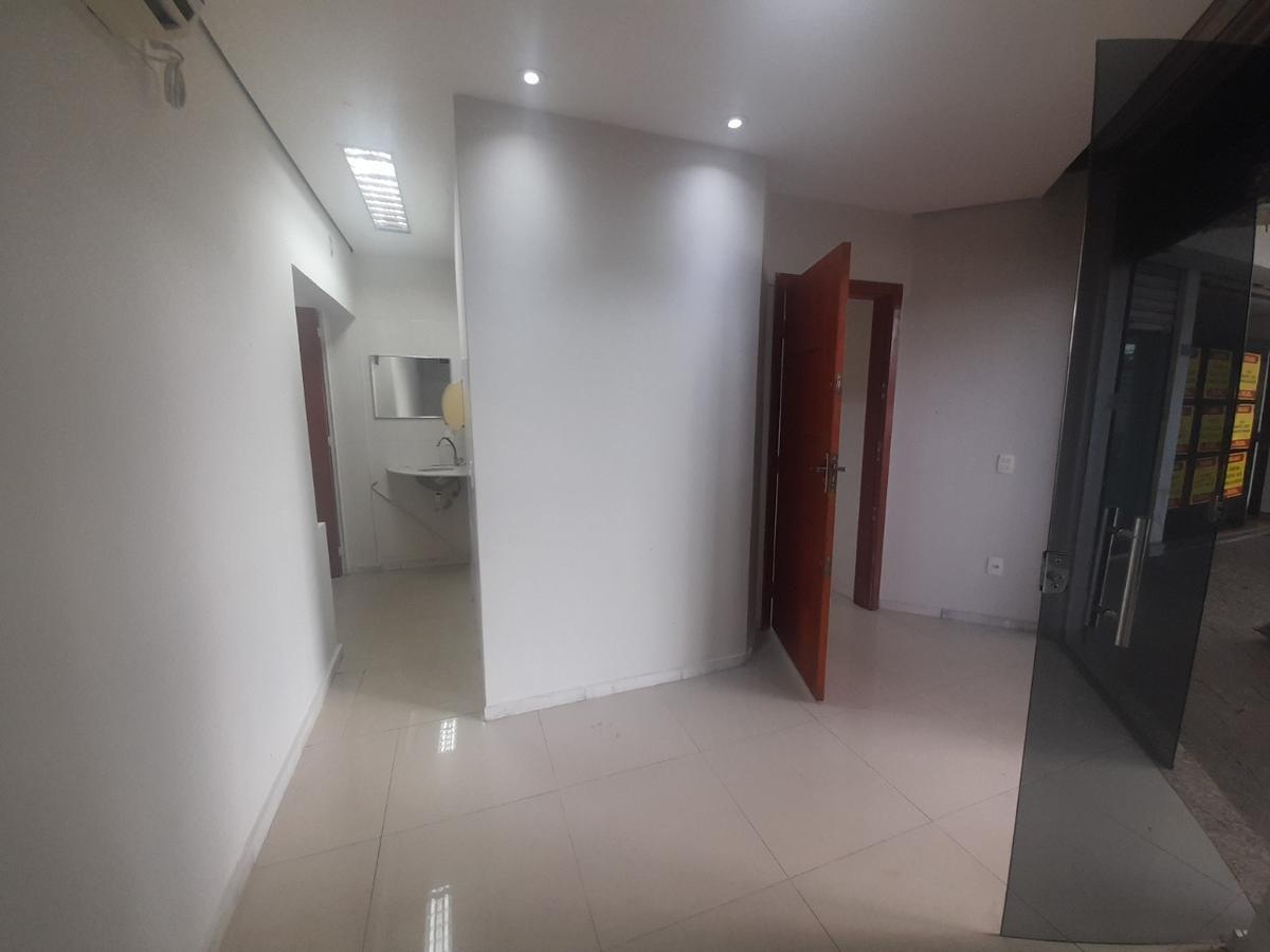 Andar, Esplanada, 0 Quarto, 0 Vaga