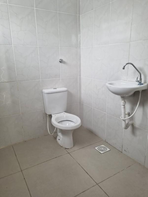 Casa Comercial, Santa Cruz, 2 Quartos, 0 Vaga, 1 Suíte