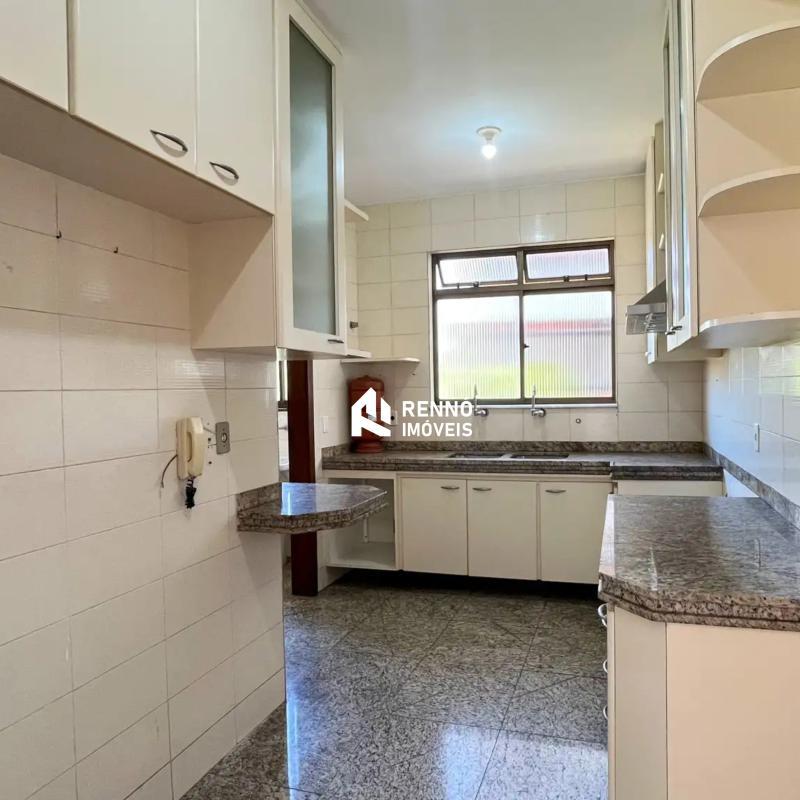 Apartamento, Coração de Jesus, 4 Quartos, 2 Vagas, 3 Suítes