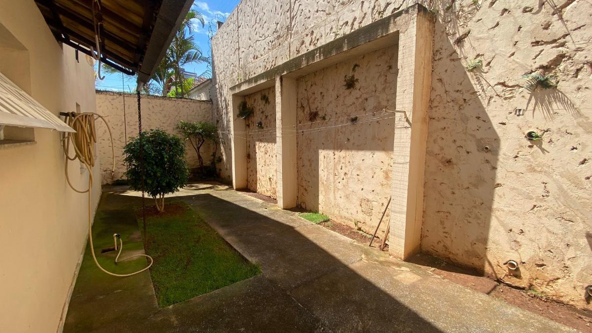 Casa, Álvaro Camargos, 4 Quartos, 2 Vagas, 1 Suíte