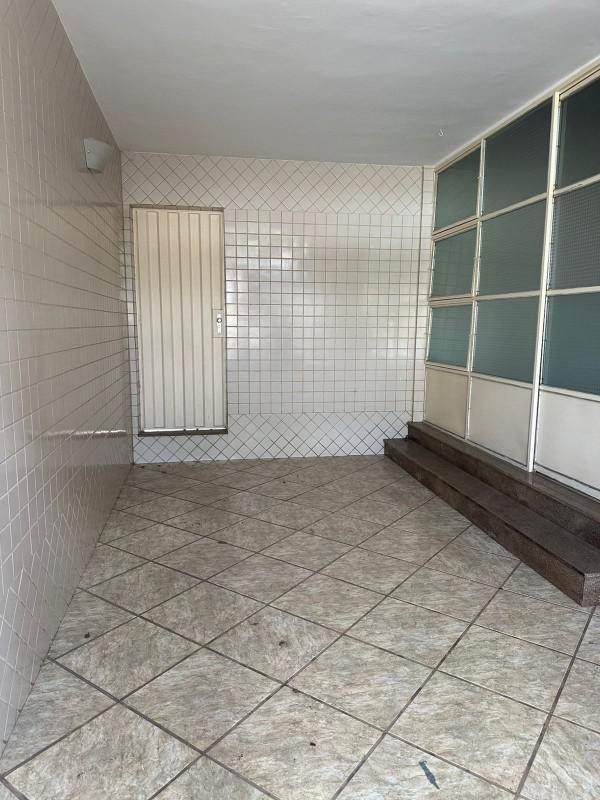 Casa, Centro, 5 Quartos, 1 Vaga, 1 Suíte