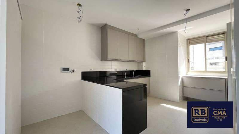 Apartamento, Cruzeiro, 4 Quartos, 3 Vagas, 2 Suítes