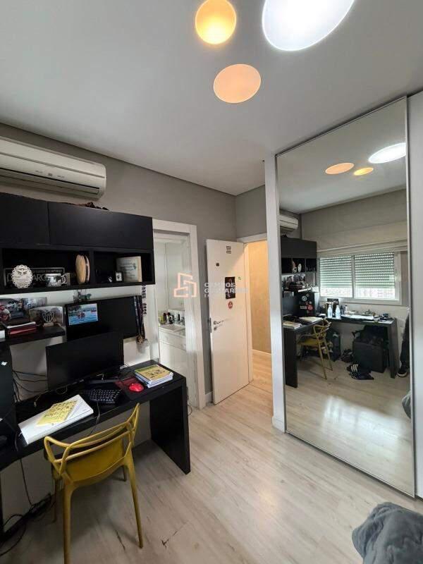 Apartamento, Funcionários, 4 Quartos, 3 Vagas, 2 Suítes