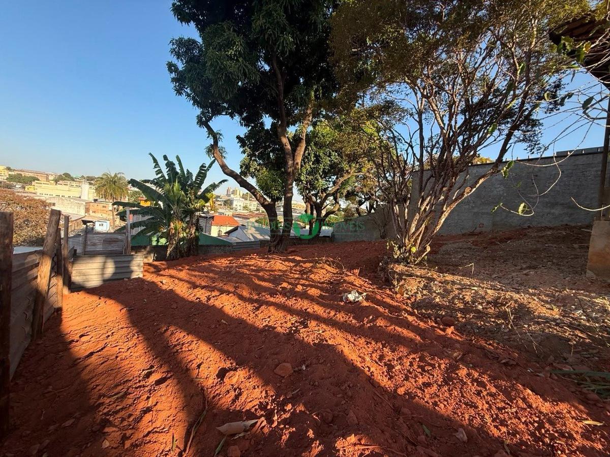 Lote, São Francisco, 0 Quarto, 0 Vaga