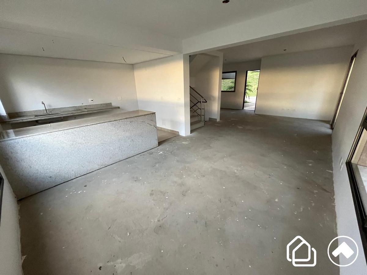 Casa, Buritis, 3 Quartos, 2 Vagas, 1 Suíte