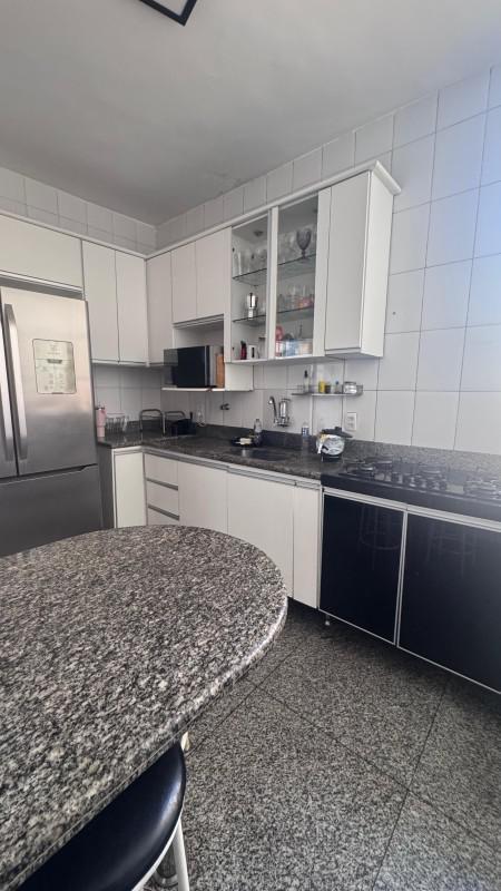 Casa, Álvaro Camargos, 4 Quartos, 5 Vagas, 2 Suítes