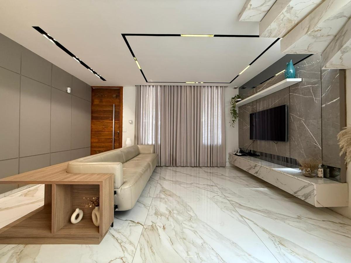 Casa, Santa Amélia, 3 Quartos, 2 Vagas, 2 Suítes