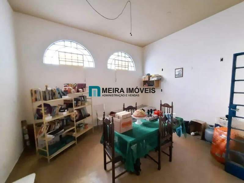 Casa, Planalto, 6 Quartos, 2 Vagas, 1 Suíte