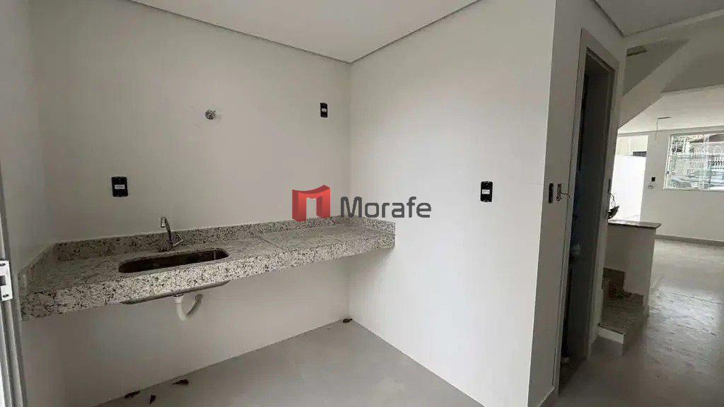 Casa, Jardim Leblon, 2 Quartos, 2 Vagas