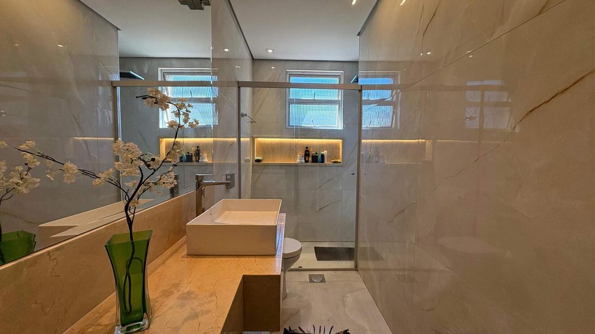 Apartamento, Vila Paris, 3 Quartos, 2 Vagas, 1 Suíte