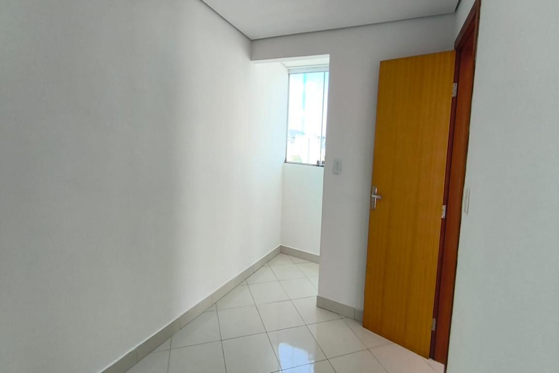 Cobertura, Santa Cruz, 3 Quartos, 2 Vagas, 1 Suíte