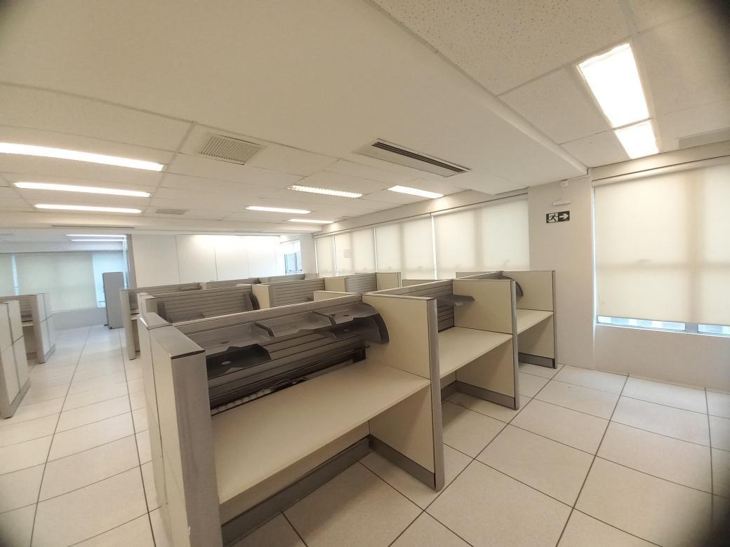 Sala, Savassi, 0 Quarto, 2 Vagas