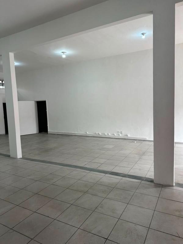 Andar, Santa Terezinha, 0 Quarto, 3 Vagas