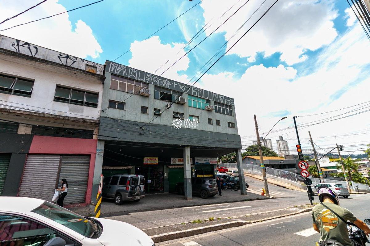 Galpão, Cinquentenário, 0 Quarto, 12 Vagas