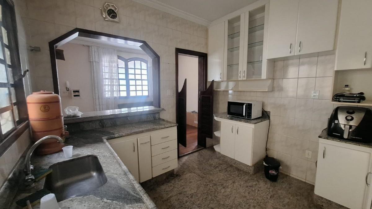 Casa, Eldorado, 5 Quartos, 6 Vagas, 2 Suítes