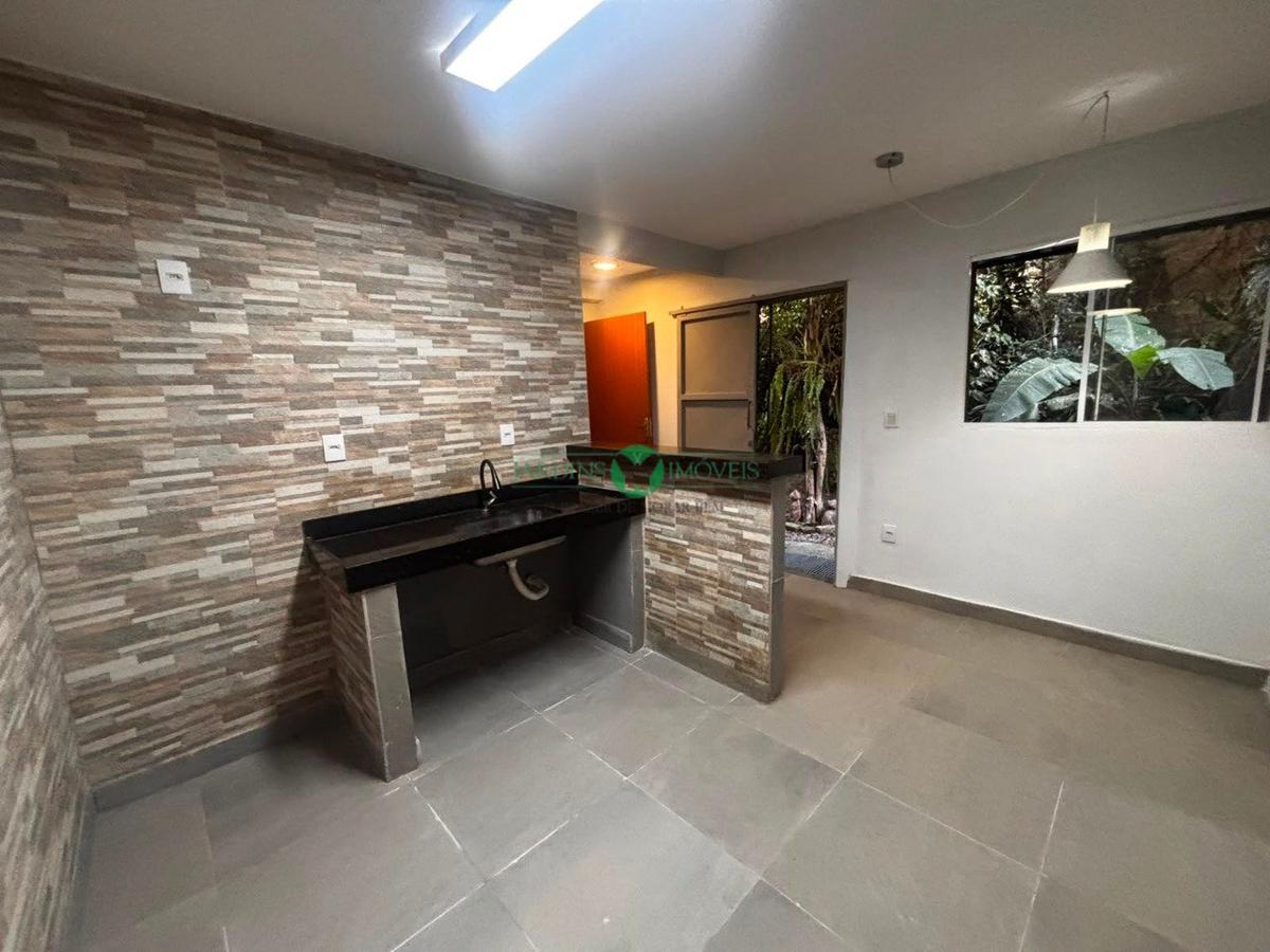 Casa, Concórdia, 1 Quarto, 1 Vaga
