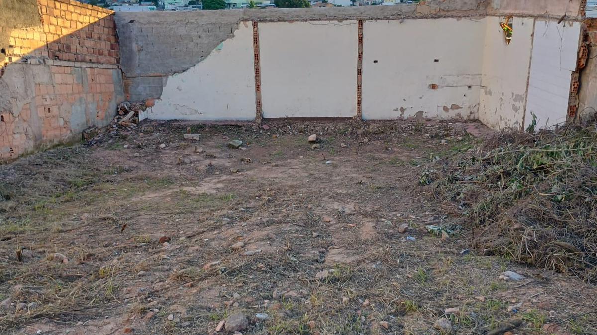 Lote, Santa Cruz, 0 Quarto, 0 Vaga