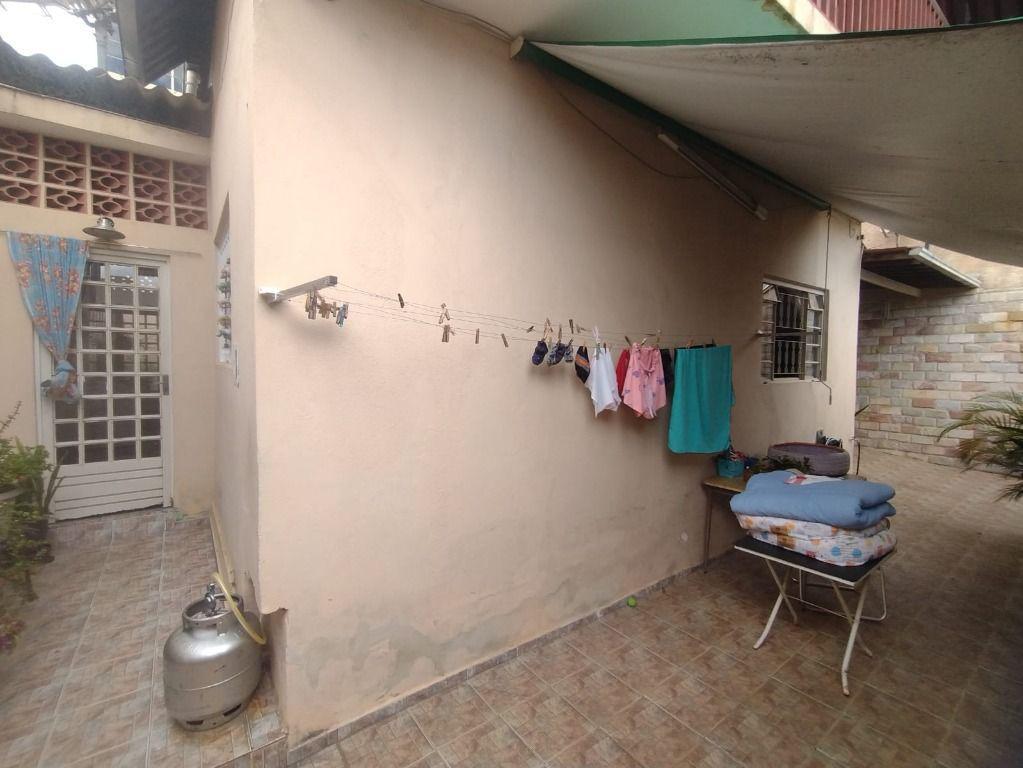 Casa, Esplanada, 5 Quartos, 0 Vaga