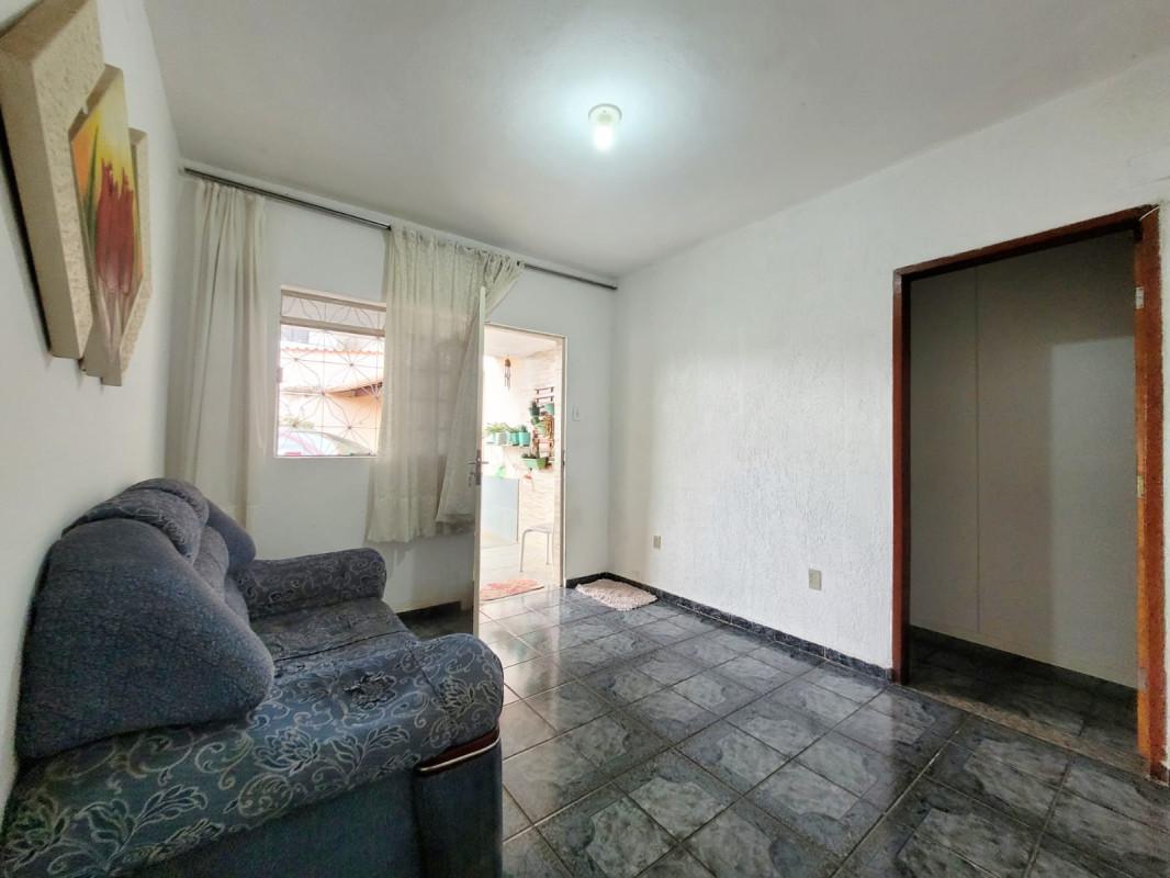 Casa, Industrial, 3 Quartos, 5 Vagas