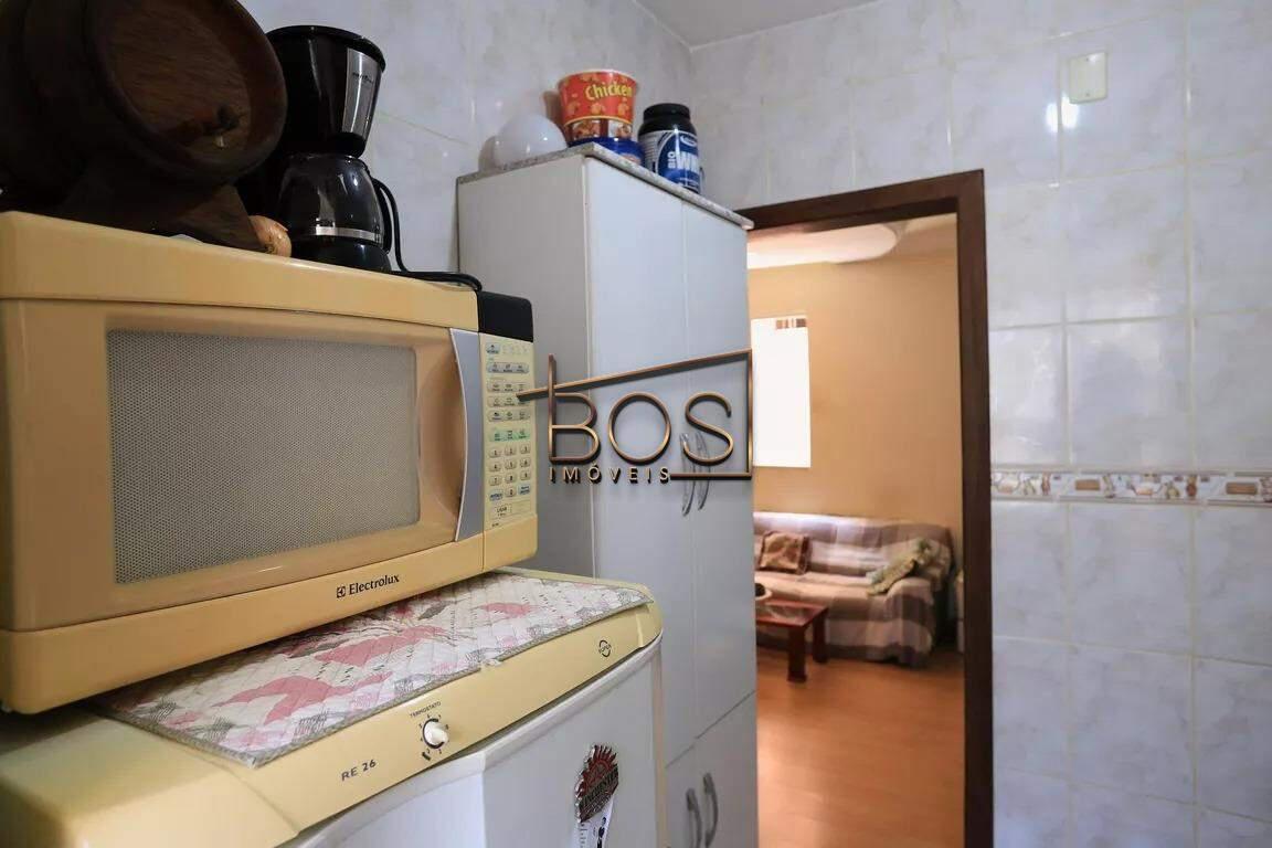 Apartamento, Sagrada Família, 3 Quartos, 1 Vaga, 1 Suíte