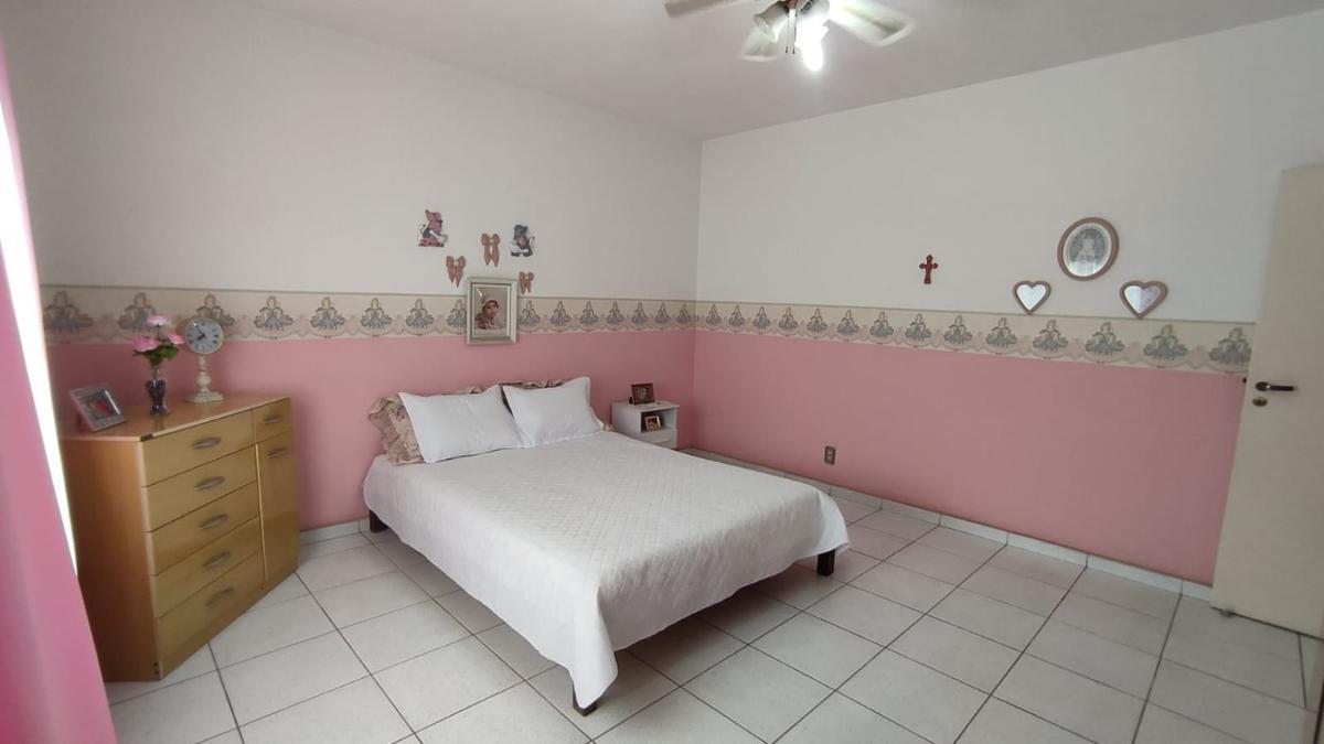 Casa, Serrano, 3 Quartos, 8 Vagas, 1 Suíte