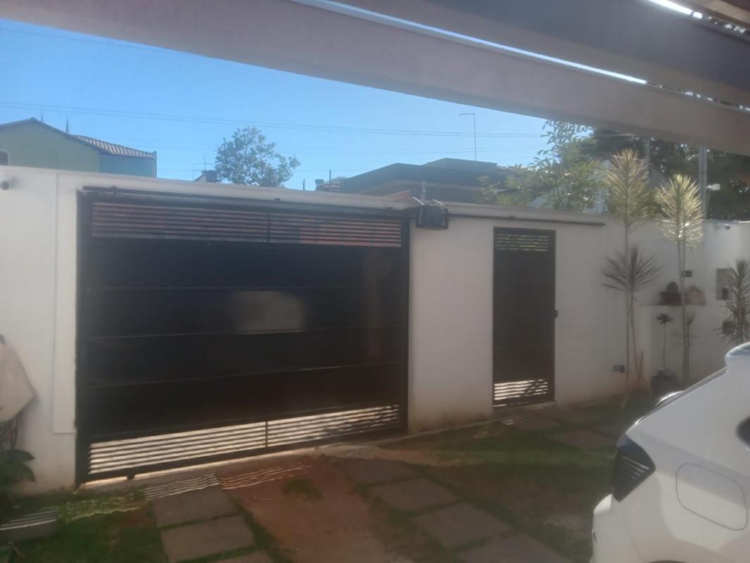 Casa, Acácias, 3 Quartos, 3 Vagas, 1 Suíte