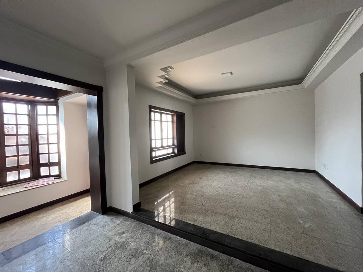 Casa, Professores, 5 Quartos, 2 Vagas, 2 Suítes