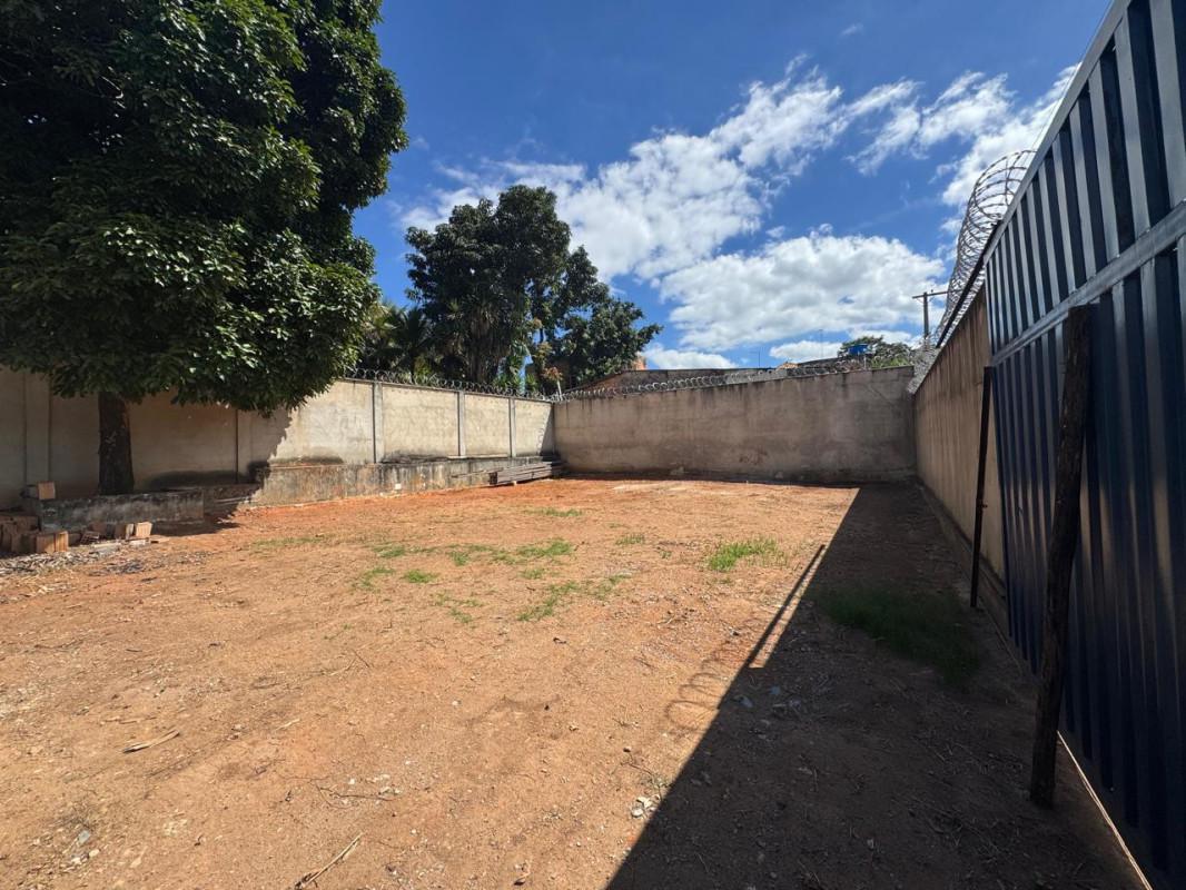 Lote, Braúnas, 0 Quarto, 0 Vaga