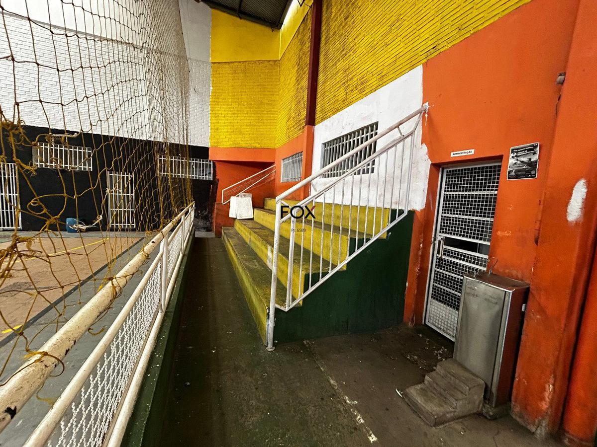 Prédio, Sagrada Família, 0 Quarto, 0 Vaga