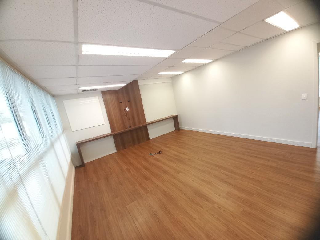 Sala, Savassi, 0 Quarto, 2 Vagas