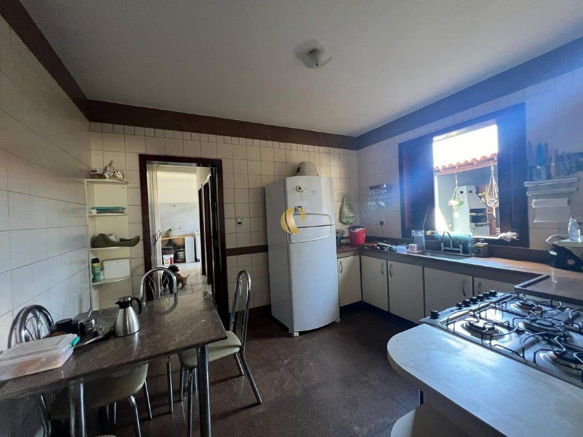 Casa, Vila Brasil, 5 Quartos, 2 Vagas, 1 Suíte