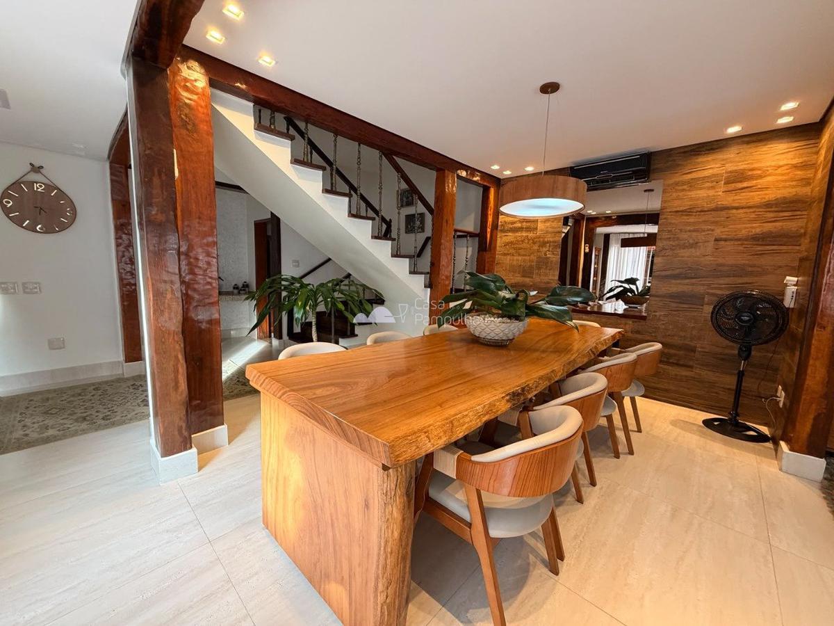 Casa, Planalto, 4 Quartos, 3 Vagas, 3 Suítes
