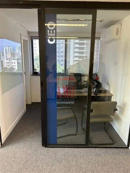 Sala, Centro