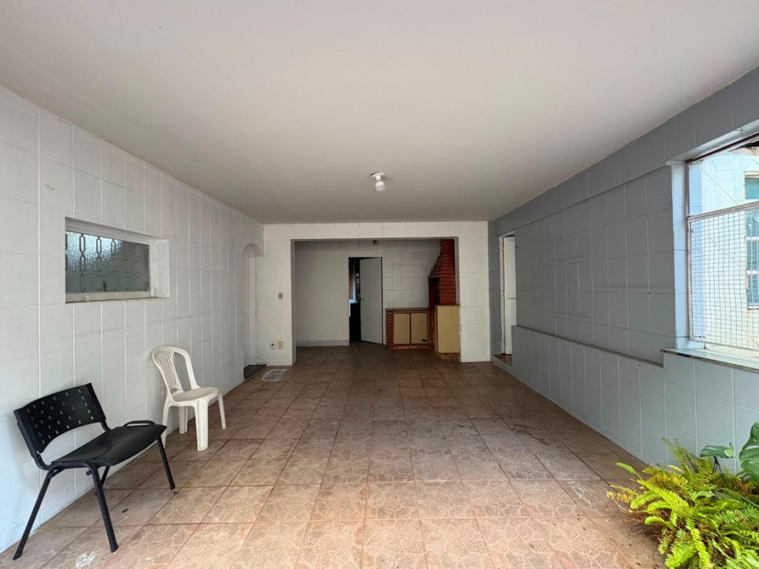 Casa, Dona Clara, 4 Quartos, 5 Vagas, 2 Suítes