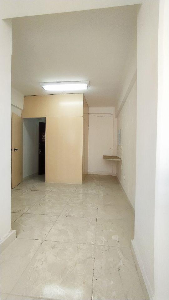 Sala, Centro