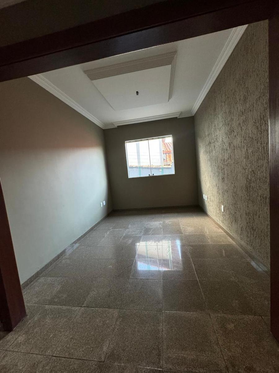 Casa, Santa Mônica, 4 Quartos, 6 Vagas, 2 Suítes