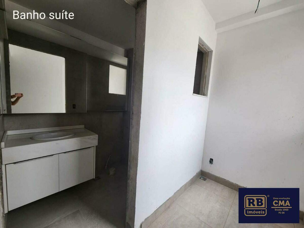 Apartamento, Funcionários, 2 Quartos, 2 Vagas, 1 Suíte