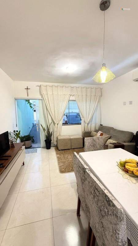 Casa, Monte Carlo, 2 Quartos, 2 Vagas