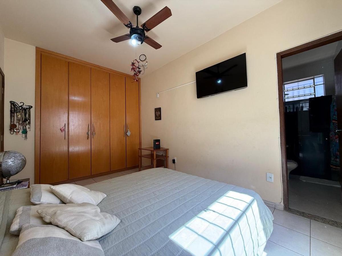 Casa, Itapoã, 3 Quartos, 4 Vagas, 1 Suíte