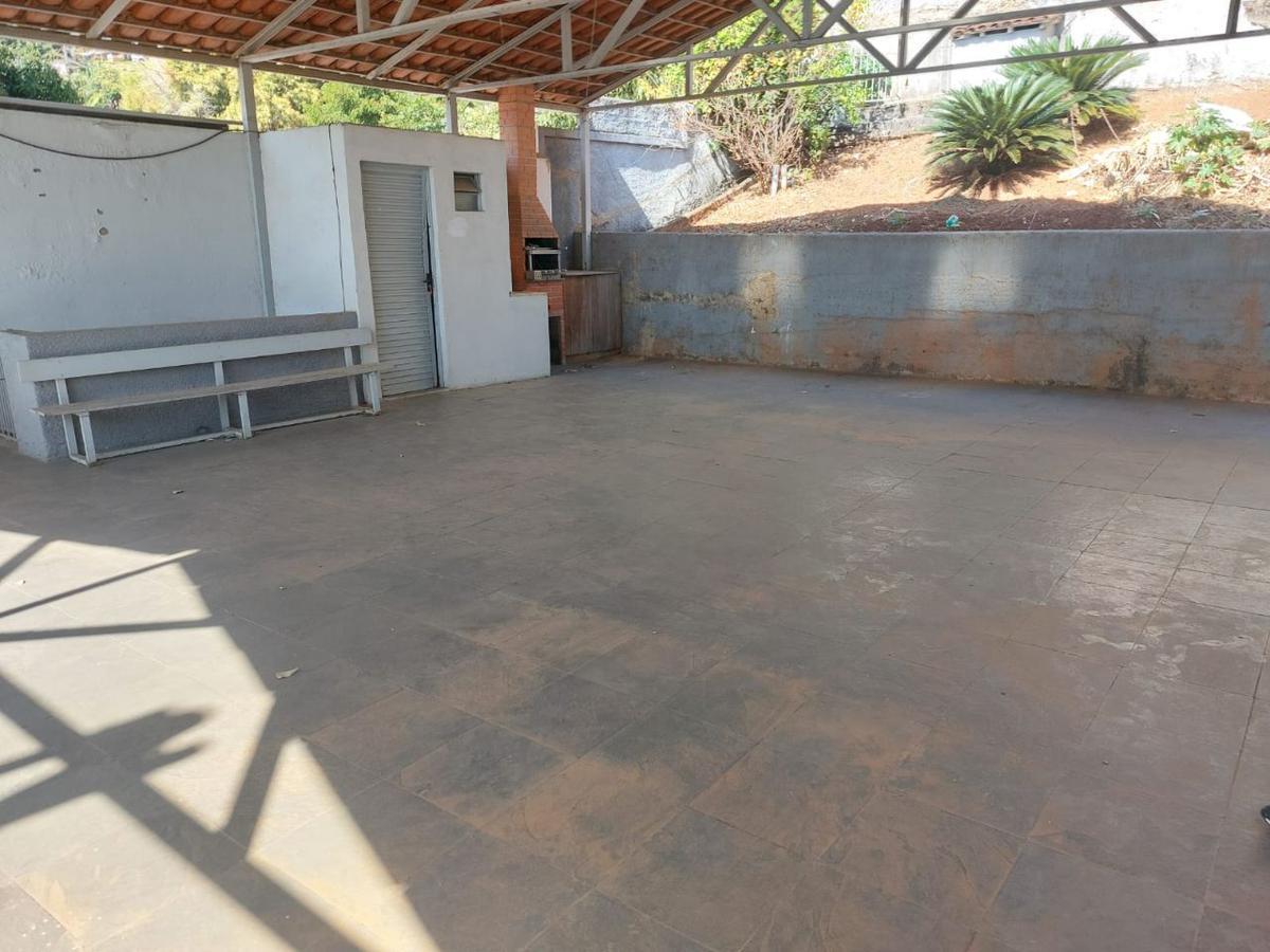 Casa, Concórdia, 3 Quartos, 4 Vagas, 1 Suíte