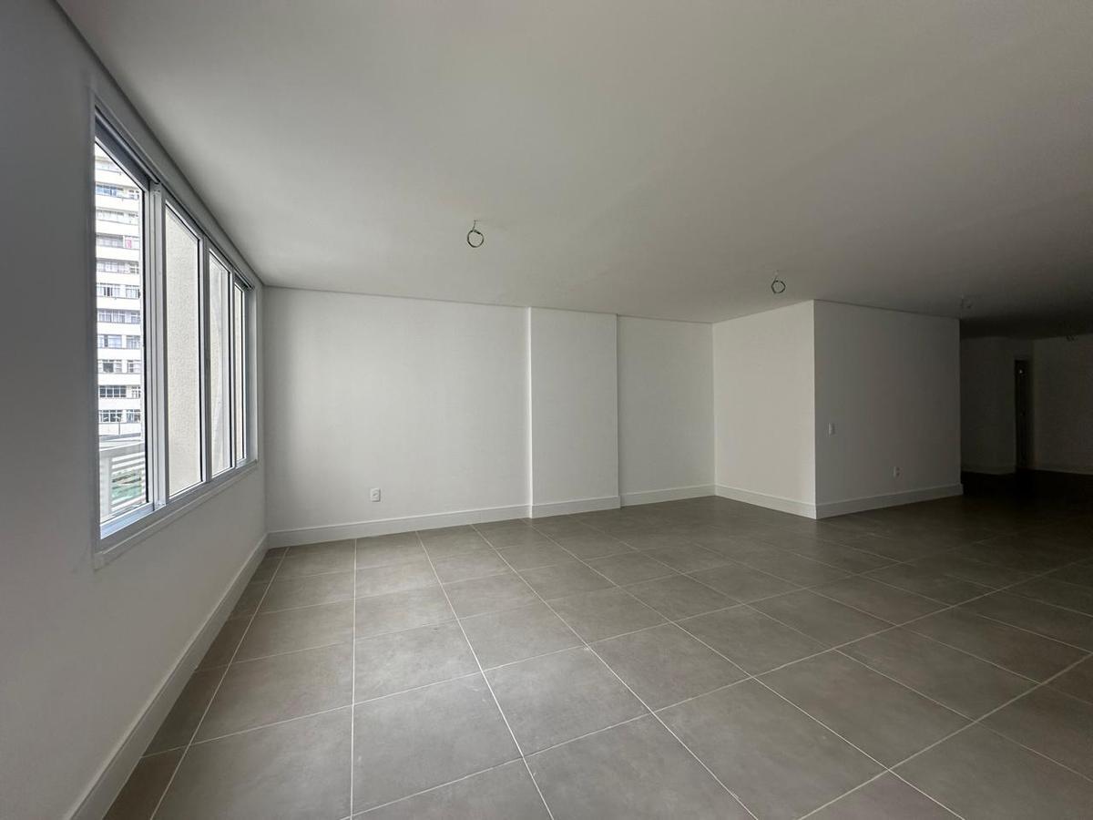 Sala, Lourdes, 1 Quarto, 0 Vaga