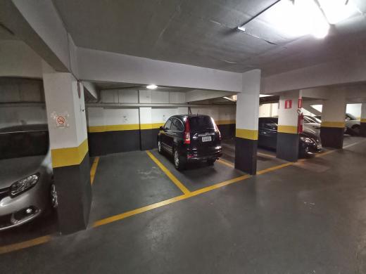 Sala, Funcionários, 0 Quarto, 1 Vaga