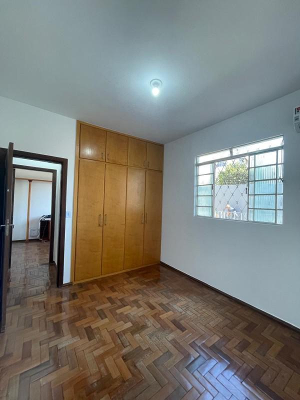 Casa, Floresta, 5 Quartos, 4 Vagas, 1 Suíte