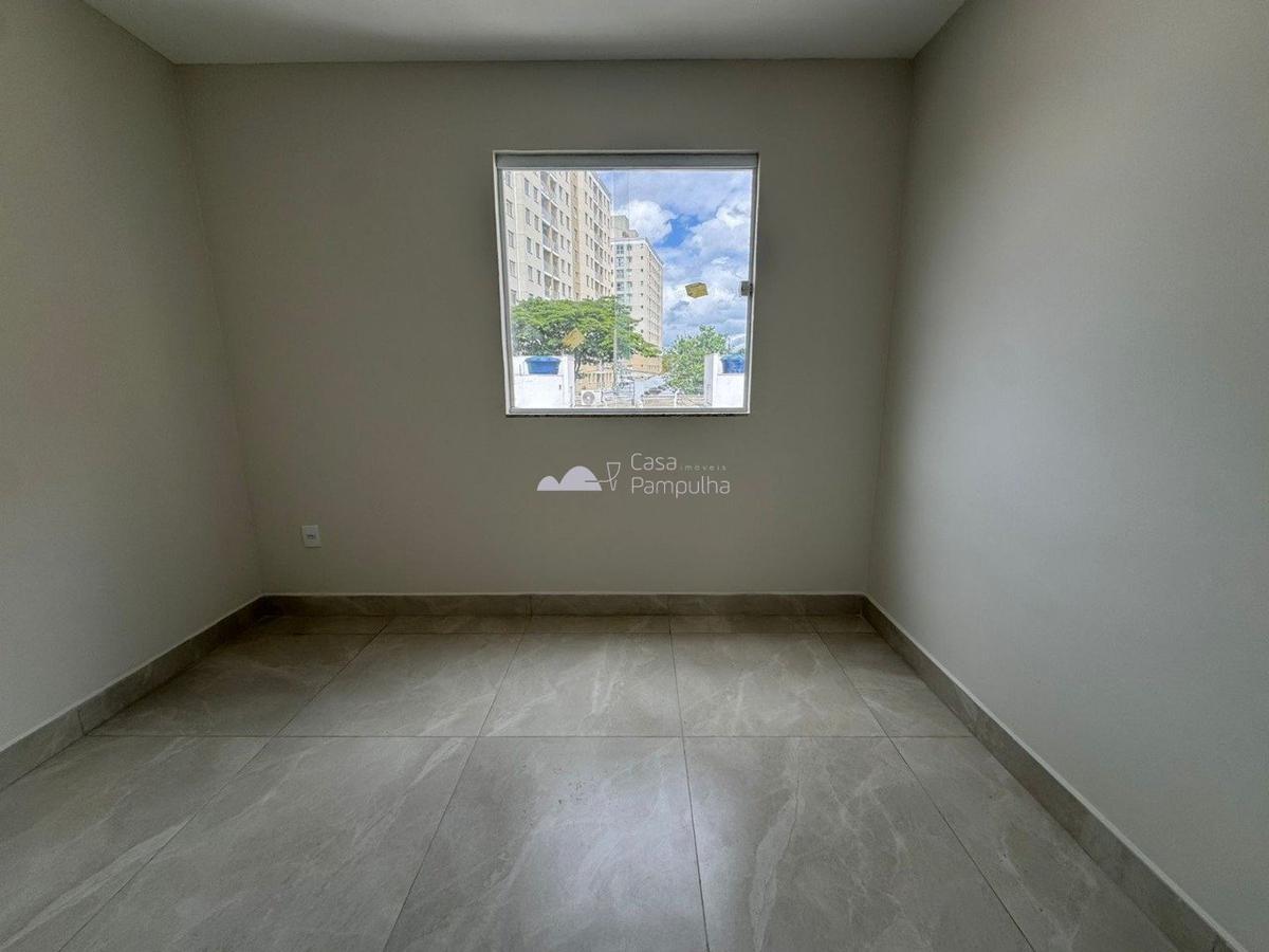 Apartamento, Candelária, 2 Quartos, 1 Vaga