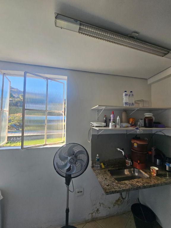 Andar, Água Férrea, 0 Quarto, 0 Vaga